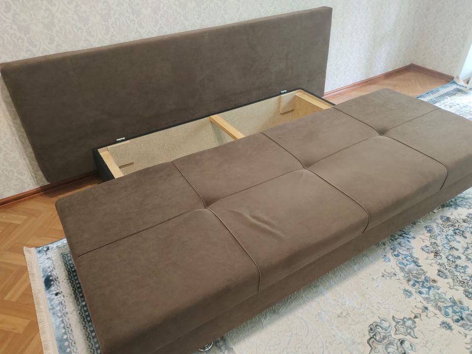 Продам диван в отличном состоянии