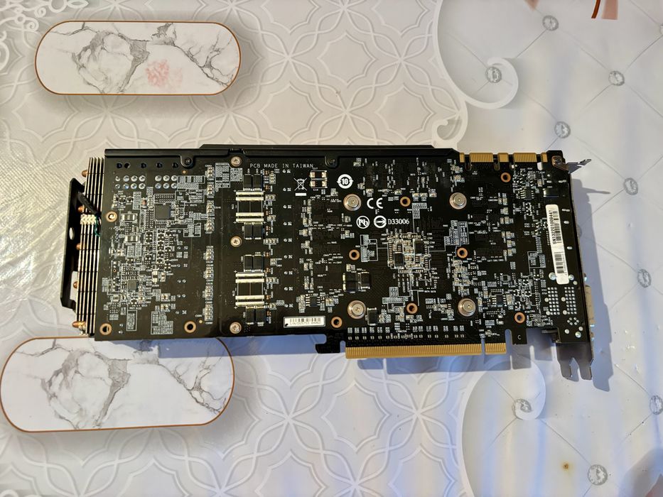 Видеокарта GIGABYTE GTX770 2G