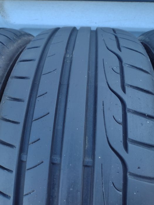 Топ състояние 2бр.225/40/19 Dunlop SMRT dot3219