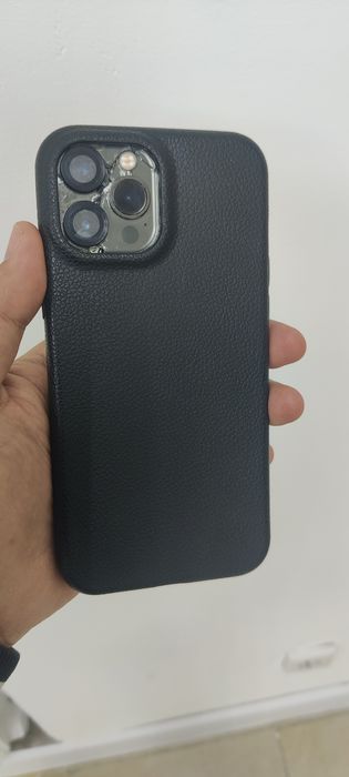 Продам Айфон 12 Pro Max.