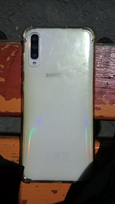 Продам Samsung Galaxy A70