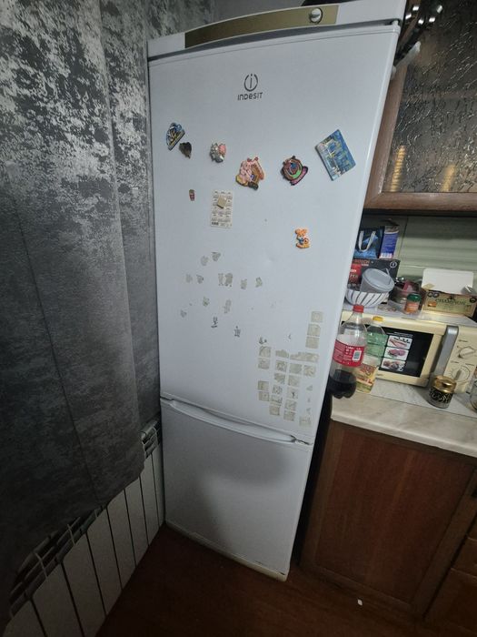 Продам б/у холодильник