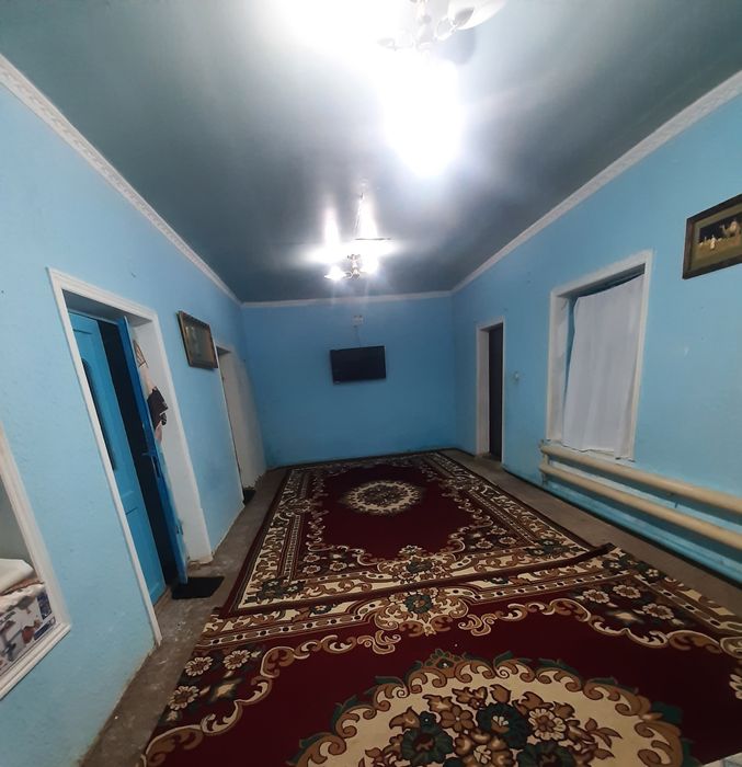 Срочно ховли сотилади