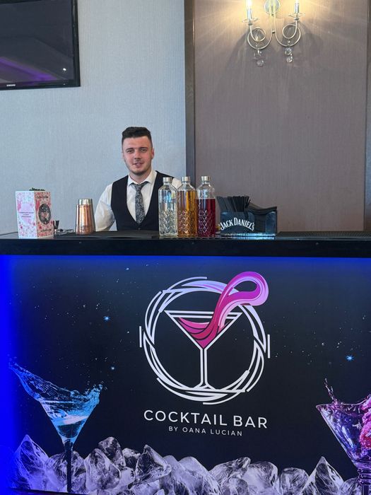 Cocktail Bar Mobil By Oana Lucian