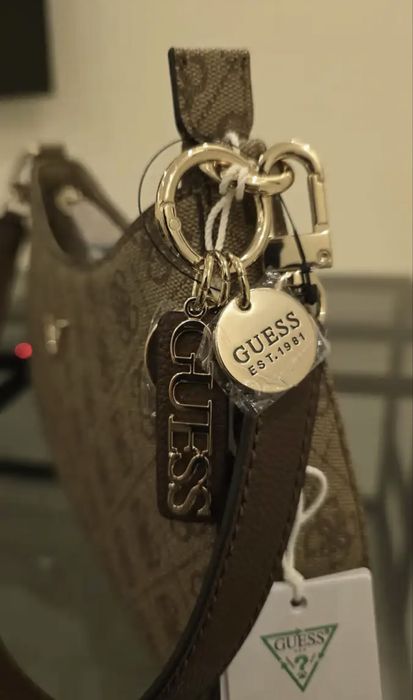 Geanta guess Noelle II