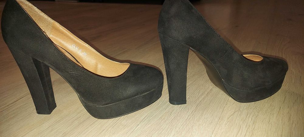 Pantofi dama eleganti