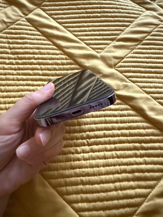 Продаётся айфон 14 про 128гб
