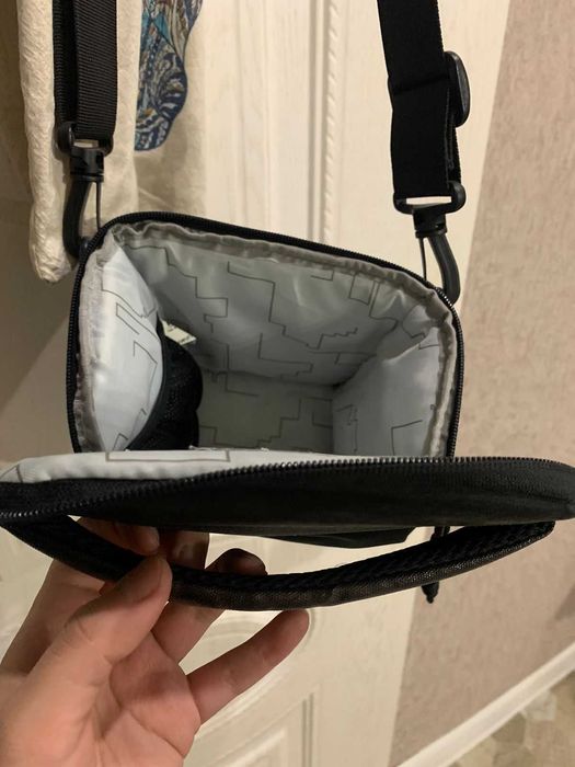 Продается сумка-чехол для фотоаппарата