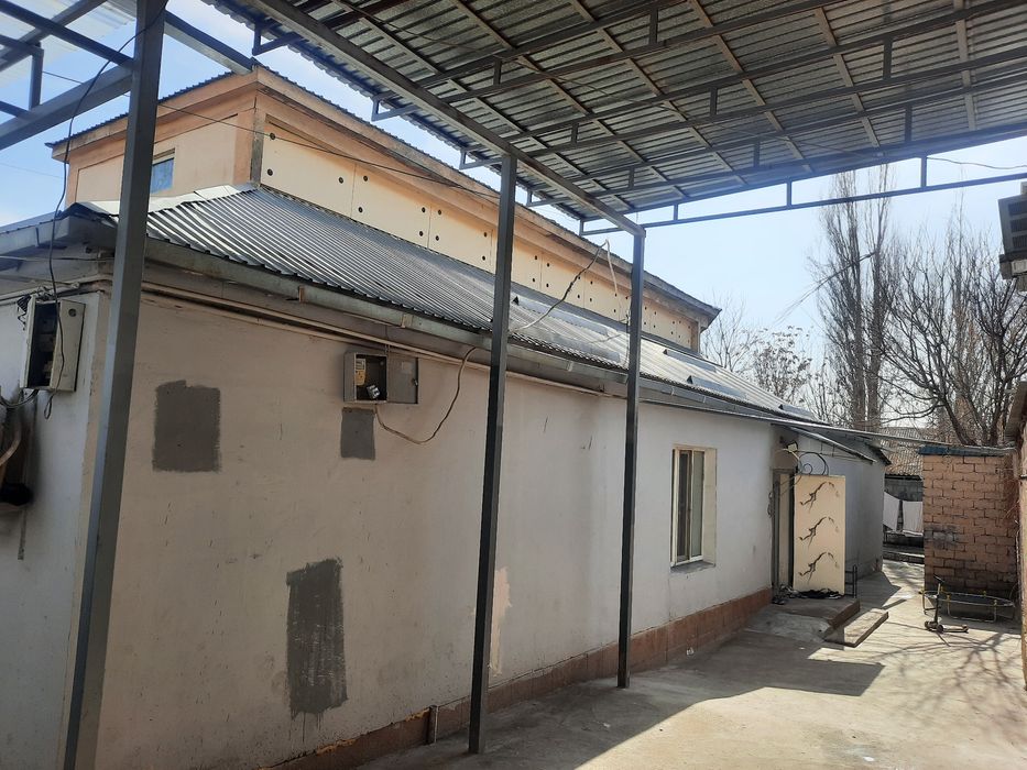 Дом в центре Шымкента