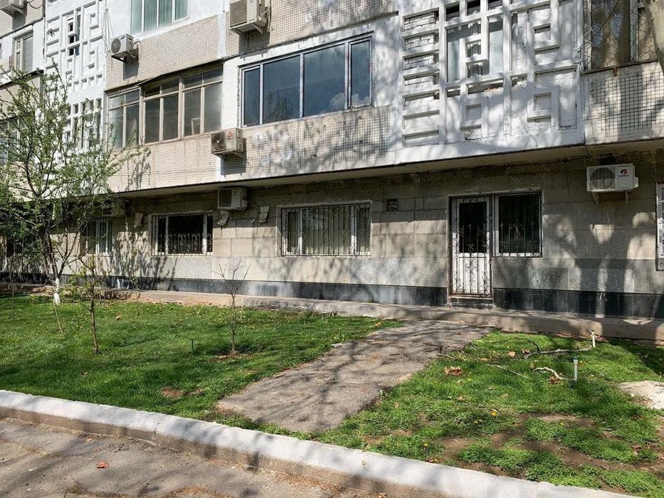 м. Хамид Алимжан • 130 м² • 5 кабинетов • вдоль проспекта Мустакиллик