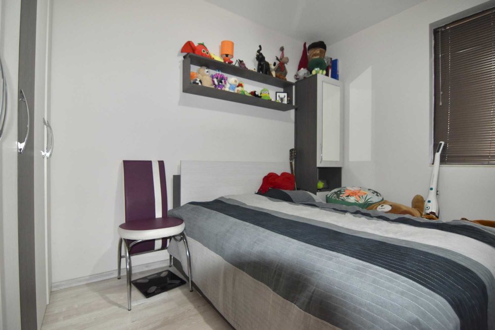 Продава се Тристаен апартамент в Пловдив, Южен - 77 кв.м за 1572 €/кв.м - Снимка #2