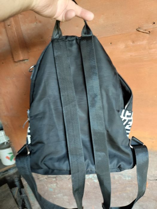 Сөмкелер сатылады