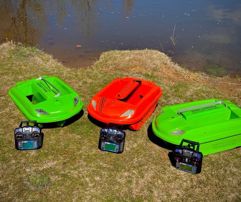 Лодка за захранка COBRA с 3 години гаранция