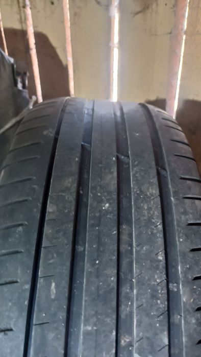 Anvelope vara 235/55/19