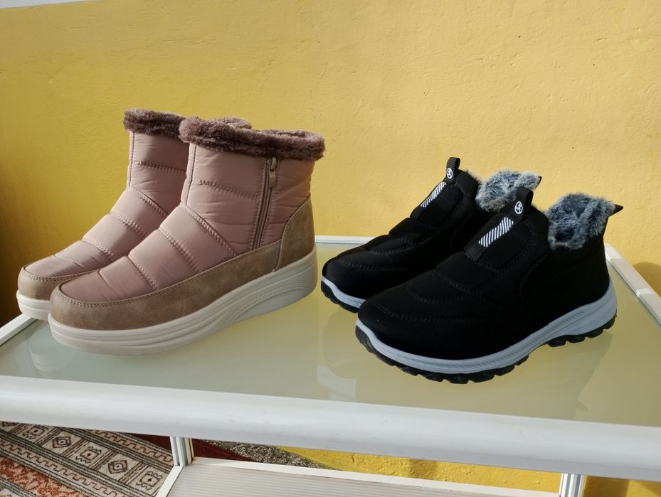 Предлагам 2 чифта зимни боти.