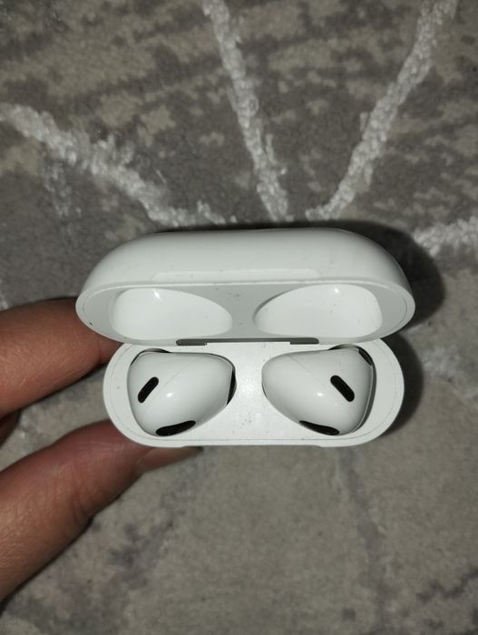 Продам наушник Apple