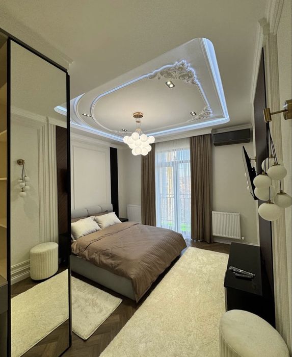 Люкс квартира (полн. жиҳозланган) — кунлик ижара.