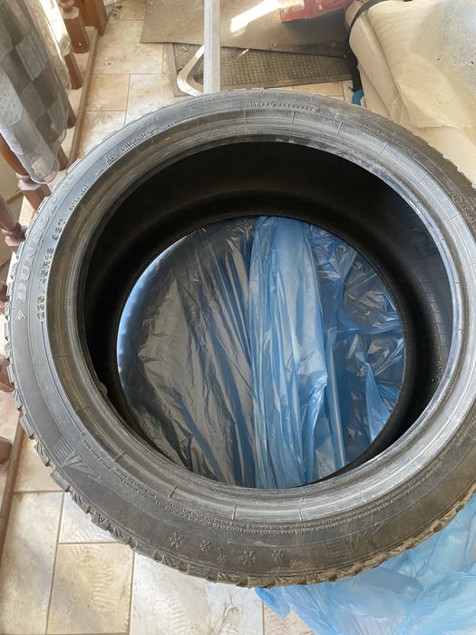 Продам резину зима Dunlop