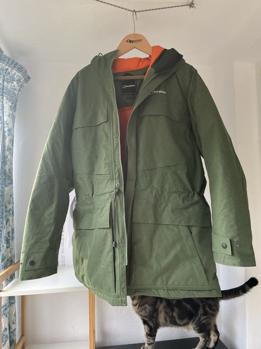 Berghaus geaca cu puf