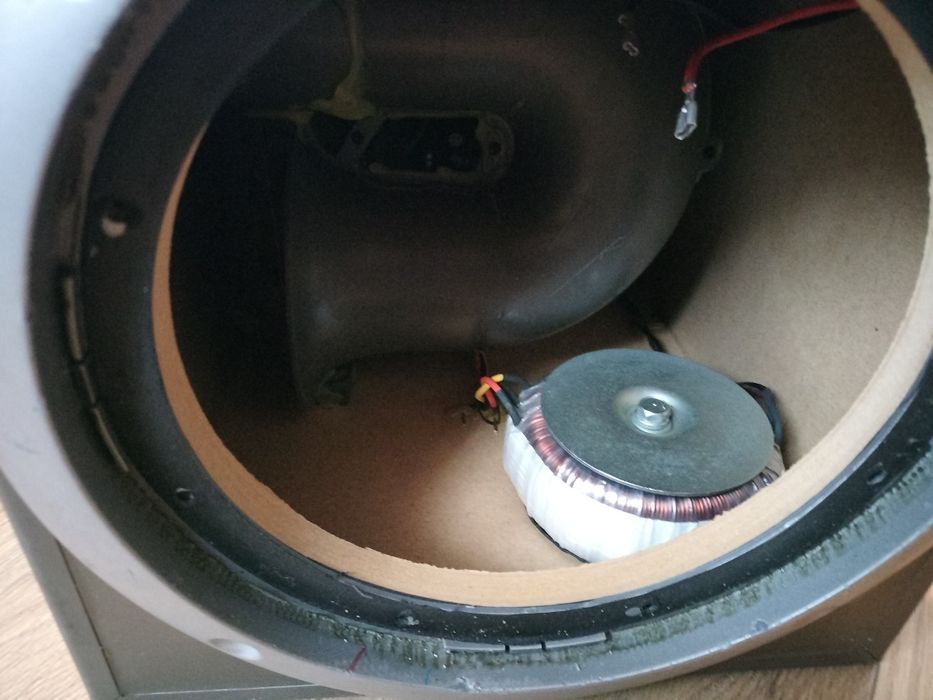 Logitech Z 2200 - incintă și amplificare