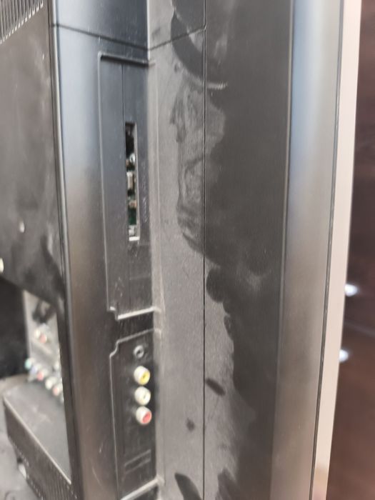 LCD телевизор марка Telefunken