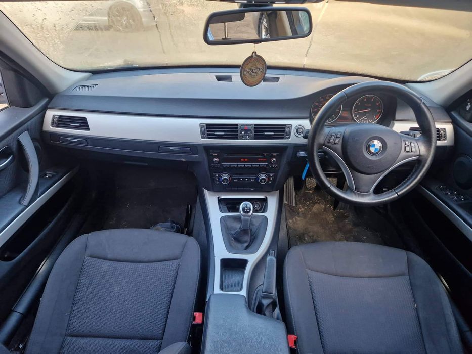 BMW E90 318i 143кс N43 Face bixenon  ръчка седан НА ЧАСТИ!