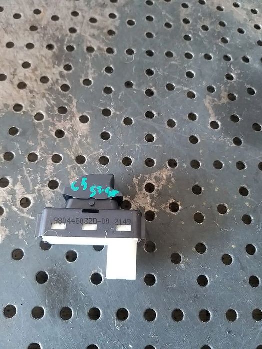 Buton geam electric stanga spate citroen c5 aircross 98044803zd