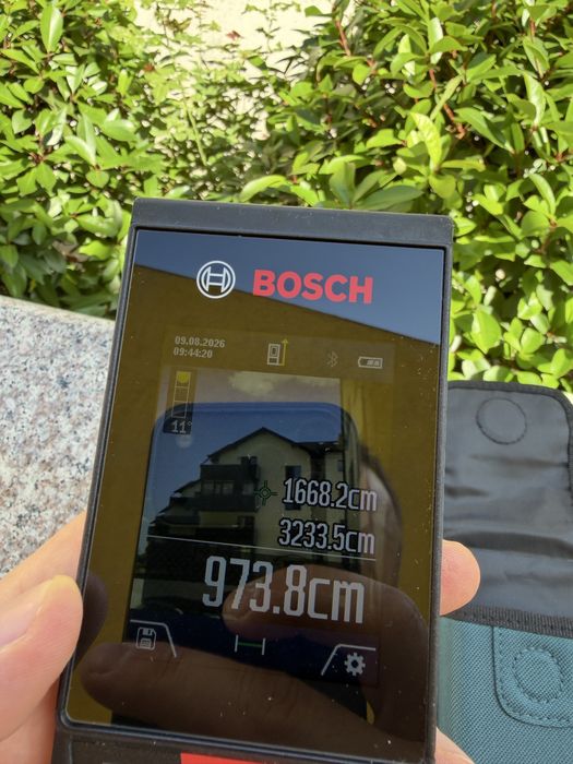 Bosch GLM 120 C Professional – telemetru laser cu cameră