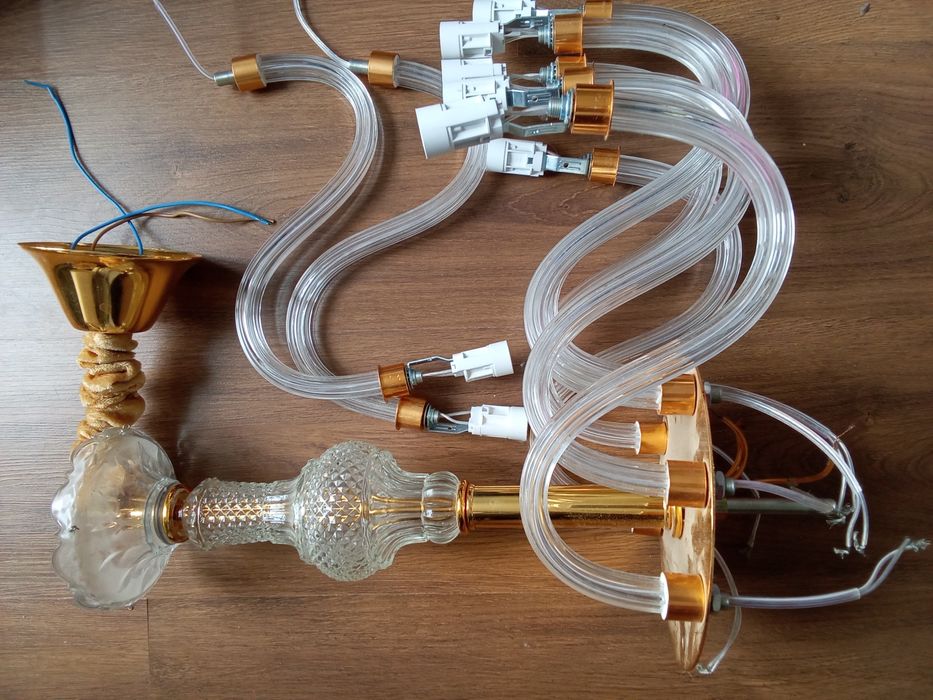 Candelabru cristale cu 8 brațe