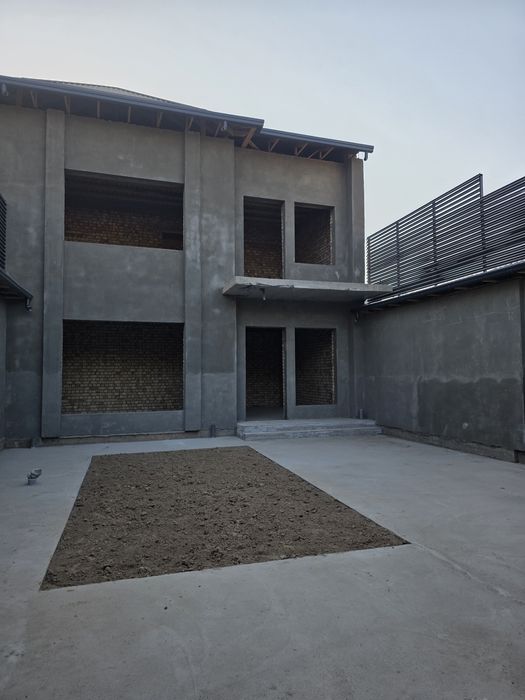 Дурмон Қ.Ф.Й. Бирлик маҳалласида коттеджлар сотилади.