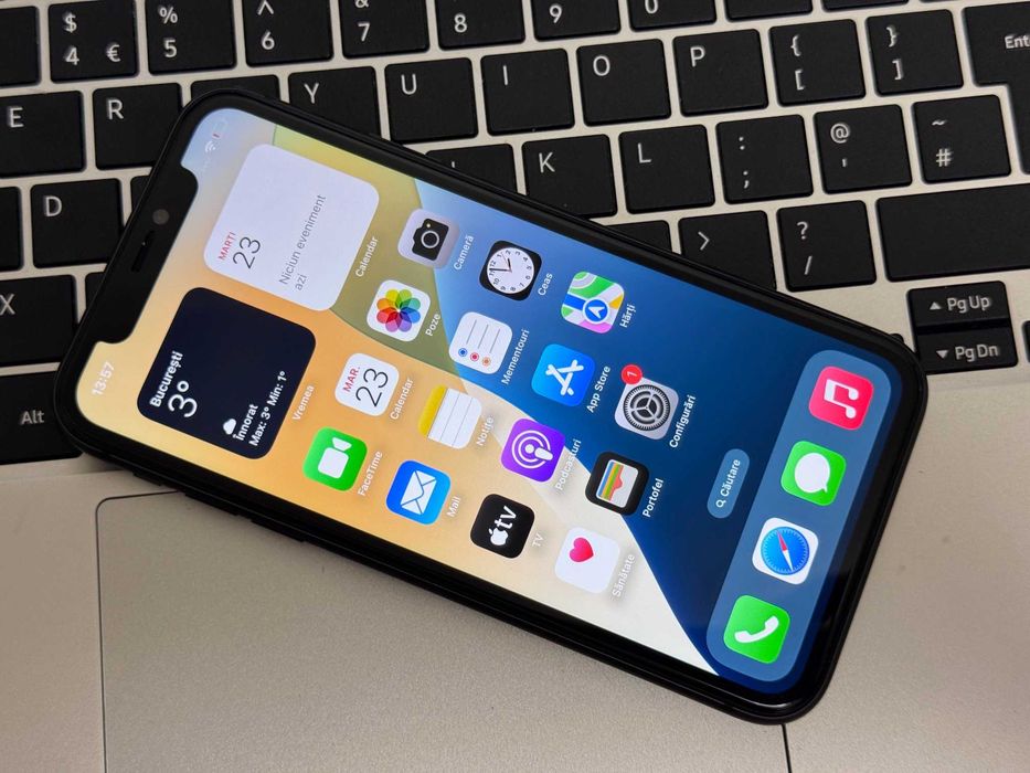 iPhone 11, Black, 128Gb |Acceptam Schimburi| Cod - G286