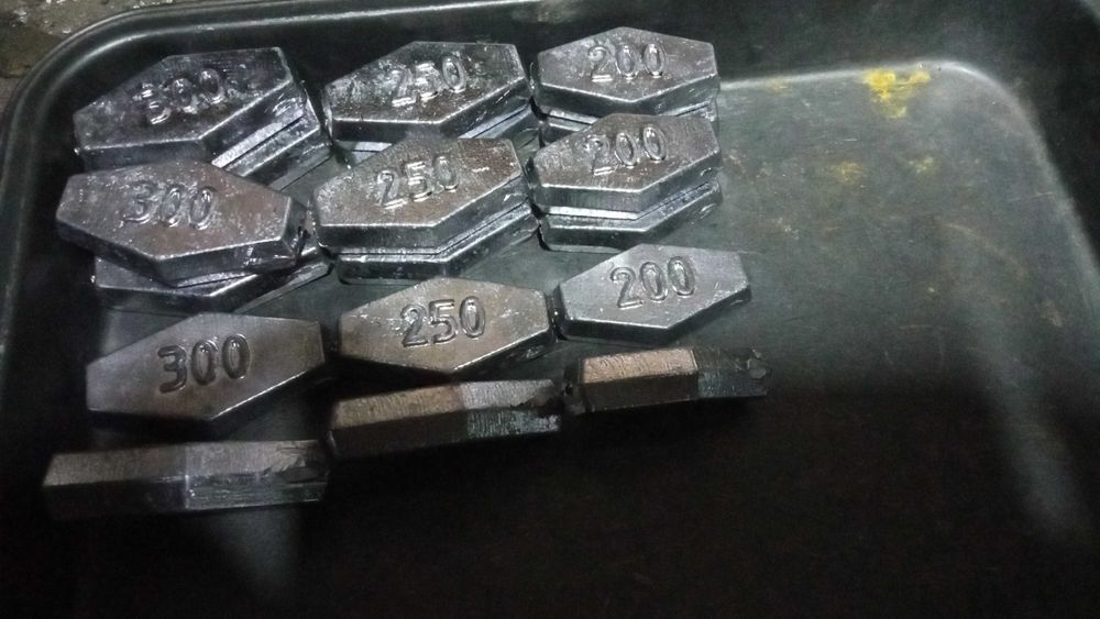 Грузила для рыбалки.