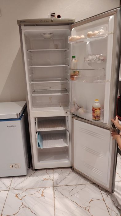 Холодильник Самсунг