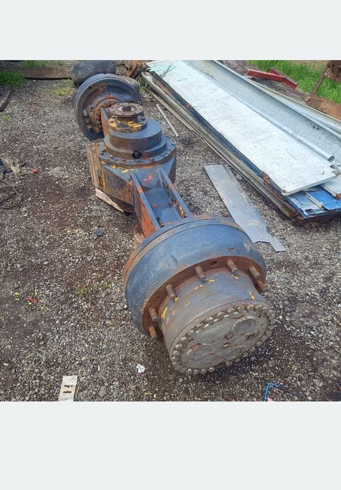 Axa . Axe . Punti . ZF , vola taf