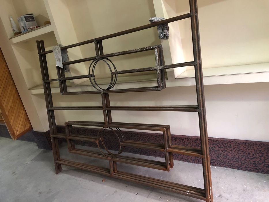 Оконная решетка  Состаяния  новая Прочная железа