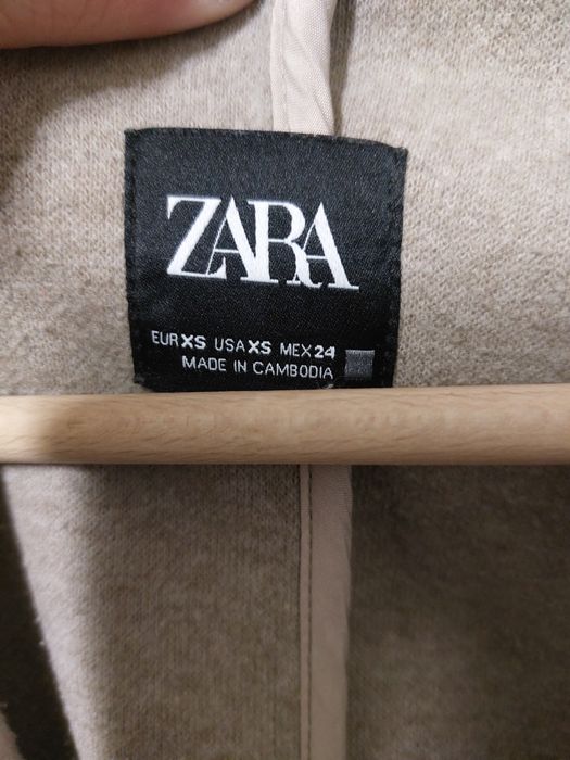 Дамско палто зара