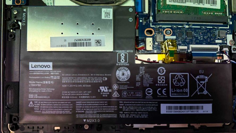 Placă de bază Lenovo IdeaPad 520S-14IKB (80X2) + i5-7200U + 4GB RAM + SSD NVMe 128GB + HDD 1TB