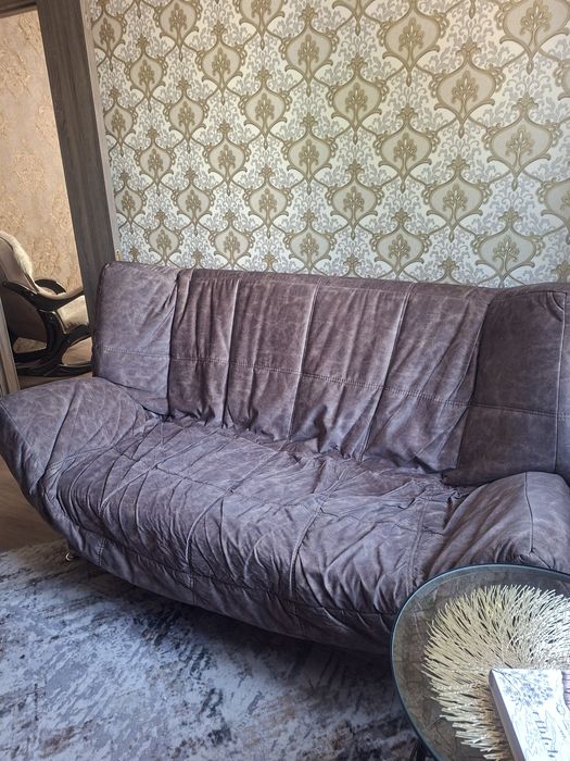 Продам диван книжку