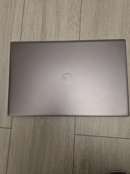 DELL Vostro 5502 i5-1135G7 16GB RAM 512 SSD