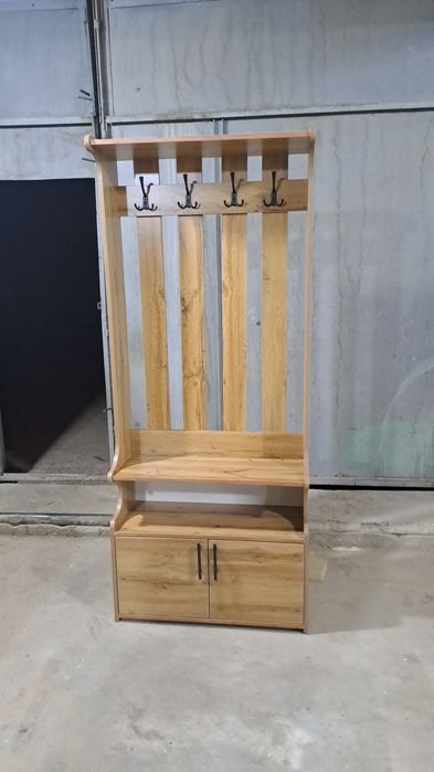 Продаётся Прихожка размер высота 1м90см  ширина 80см глубина 32см