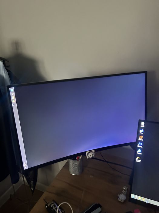 монитор arg 27 дьюим 240 гц с кронштейном