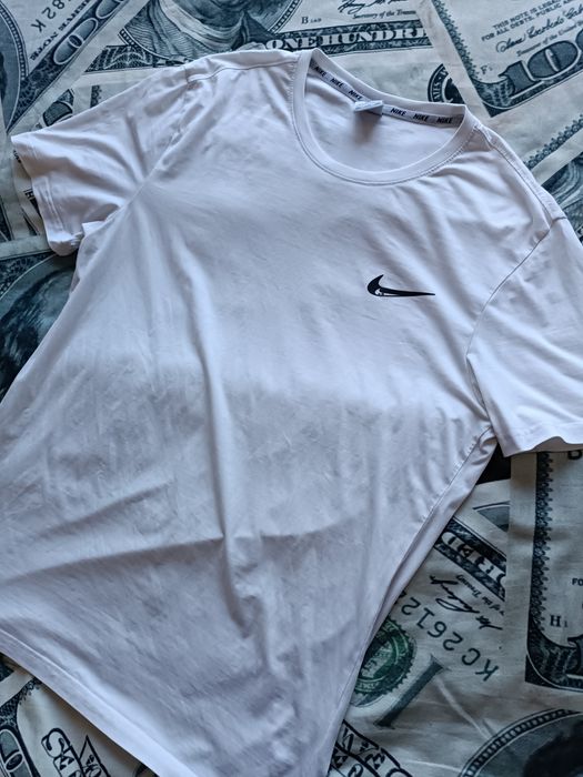 Оригинальная футболка Nike