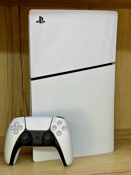 Конзола Sony Playstation 5 Slim Disk Edition CFI-2016 / Перфектна