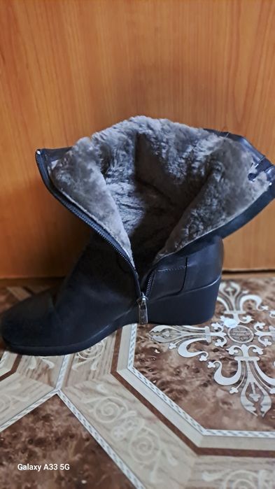 Женские зимние сапожки