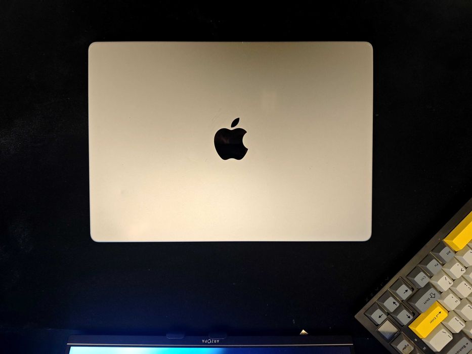 MacBook M1 PRO 2021 - 16gm RAM - 1TB - Silver
