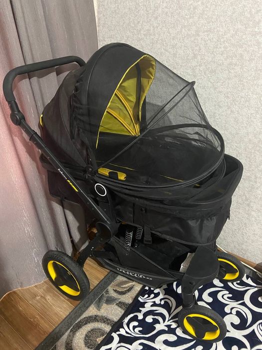 Коляска фирмы Belecoo