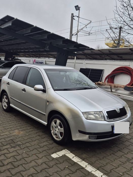 Vând Skoda Fabia