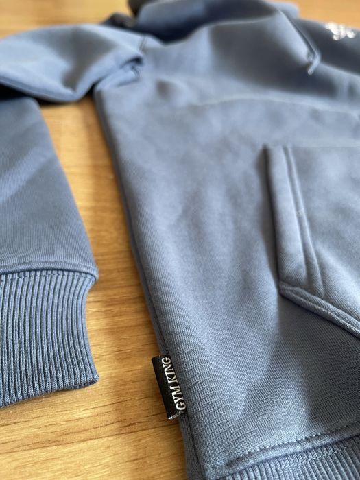 Hanorac sport material de calitate