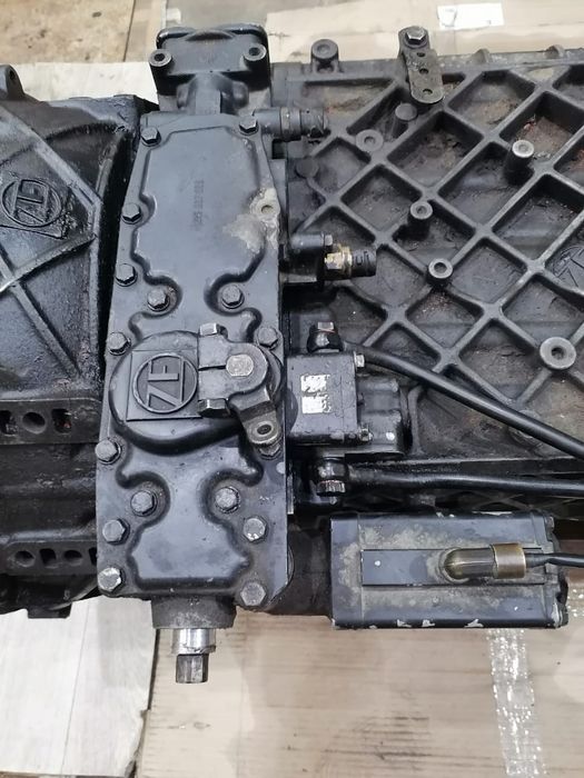 Продам КПП  ZF 16 S 181