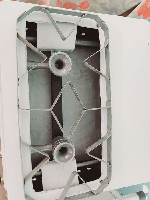 2 talik gaz plitasi. Grantiya 10. Kaprimon qilingan. Rasiski gazplita